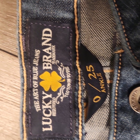 Lucky Brand Women's Blue Jeans - Picture 3 of 6
